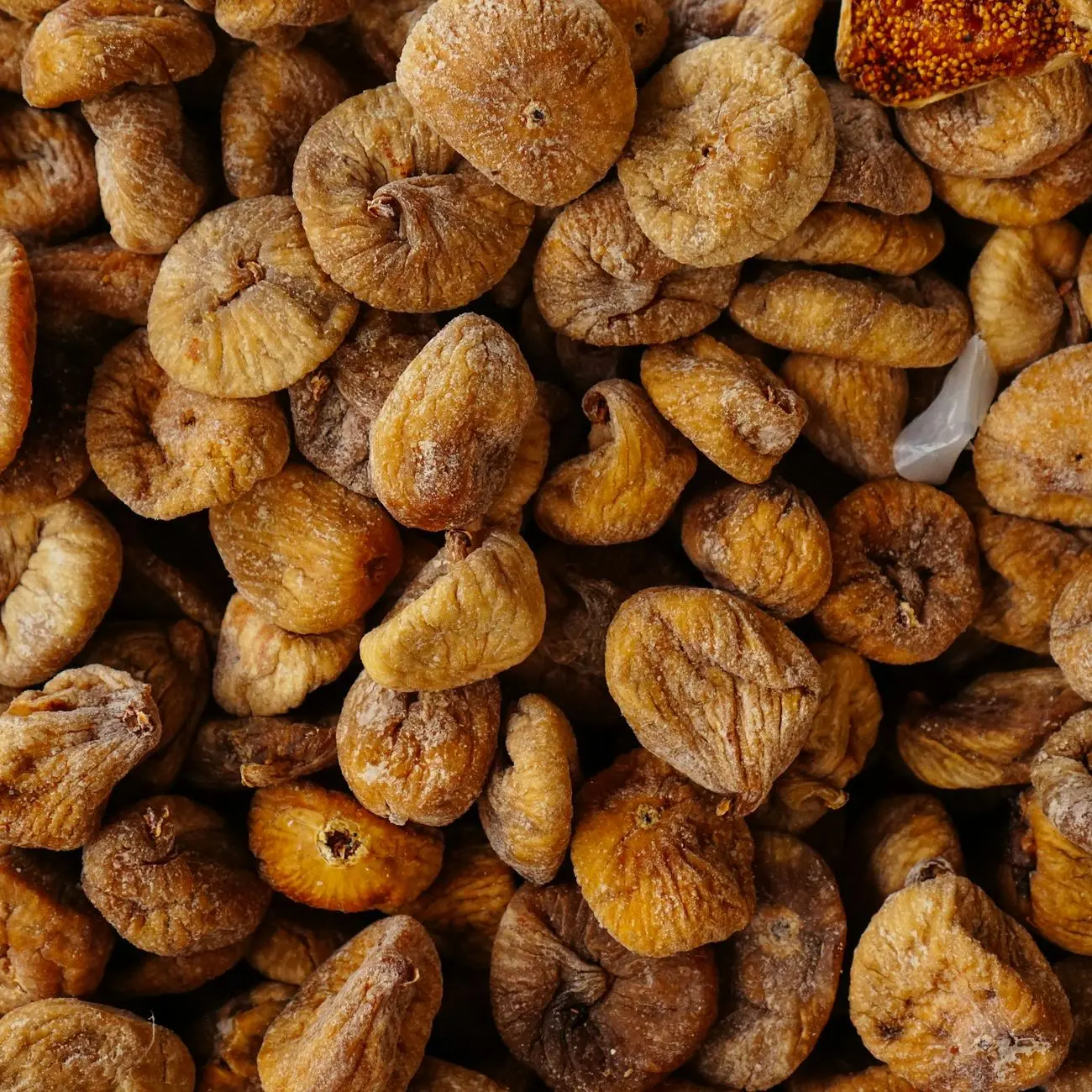 Pile of dried figs (anjeer)